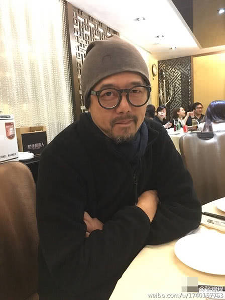 张锦程现在也年近50,张延也40多岁,在经历了这么多年后仍旧保持着最