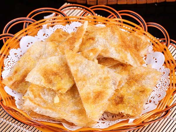 详解印度抛饼技术 4步"飞"出薄皮馅饼!