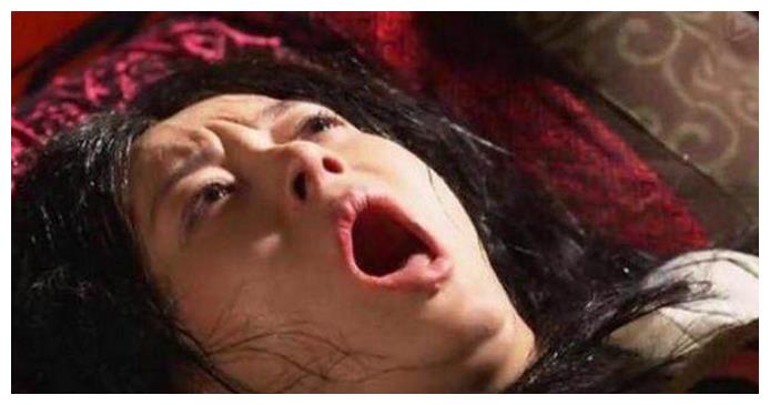 看看孙俪与杨颖生孩子的表情就知道了