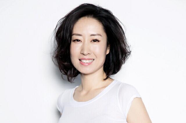 16岁合作六小龄童当红时嫁富商凄惨离婚39岁合作胡歌再次爆红