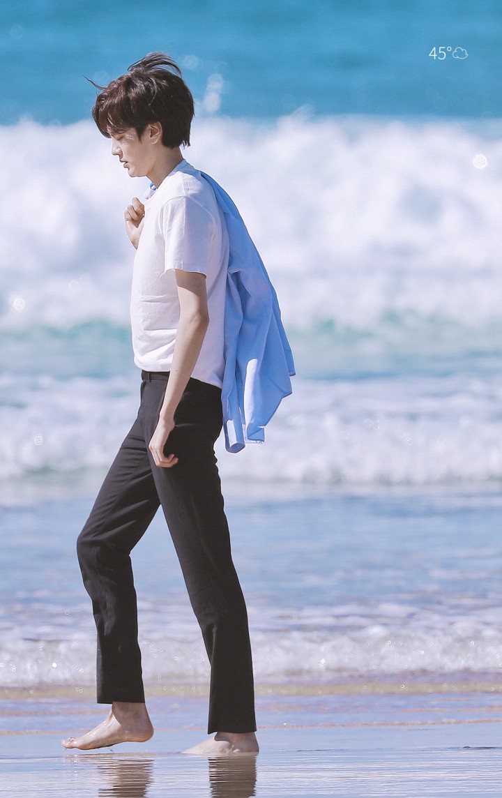 毕雯珺澳洲参与拍摄奇妙的食光阳光下那个灵动的少年