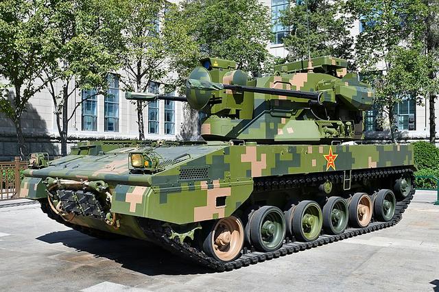 07式自行高射炮炮塔上的雷达有什么用途让火炮尽可能减小误差