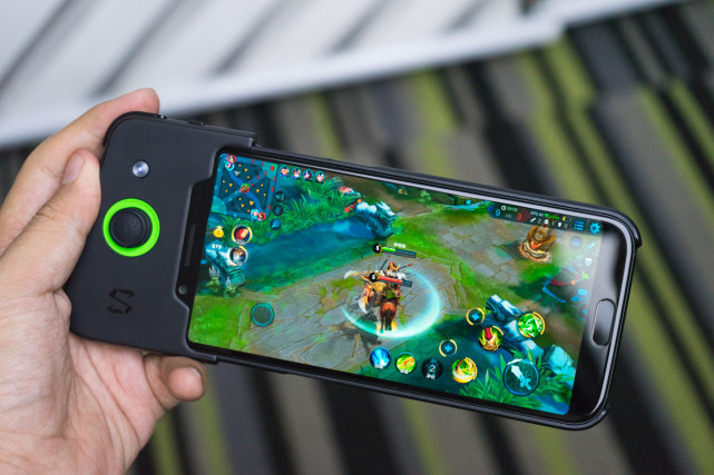 怼雷军力挺的黑鲨手机努比亚急推红魔游戏手机还是晚了6天