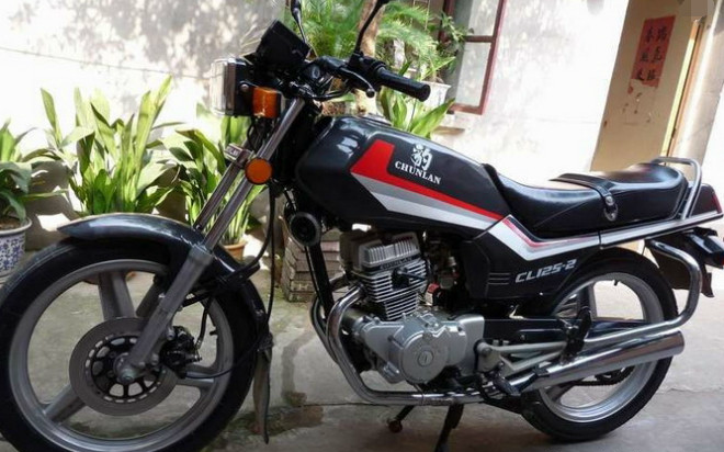 1/ 81.春兰豹摩托车:据说是90年代的产品,而且有一款250售价高达2.