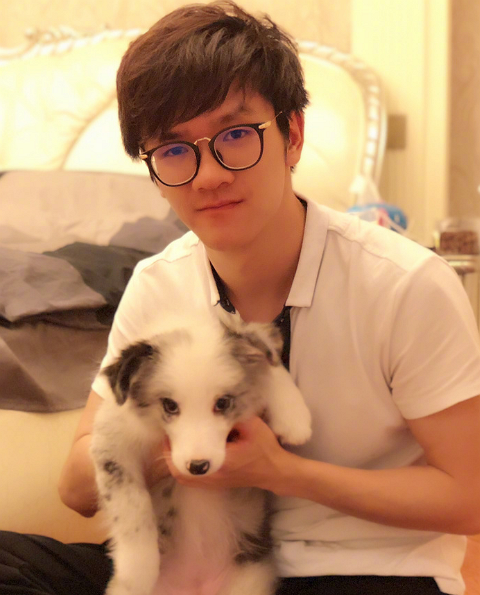 有一种帅气叫做若风的大鼻子看着很普通你却驾驭不