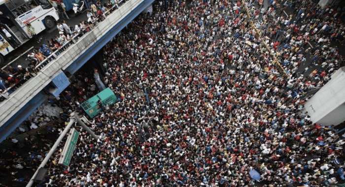 地球人口即将突破90亿大关,大气层氧气将下降,二氧化碳剧增