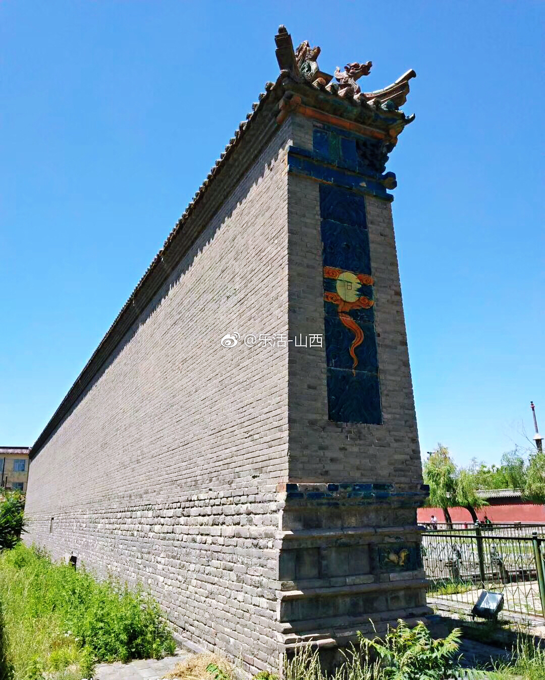 全国最大最古老的九龙壁
