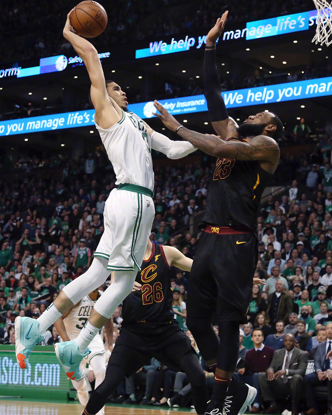 塔图姆与字母哥的巅峰对决 谁才是东部真正的王者