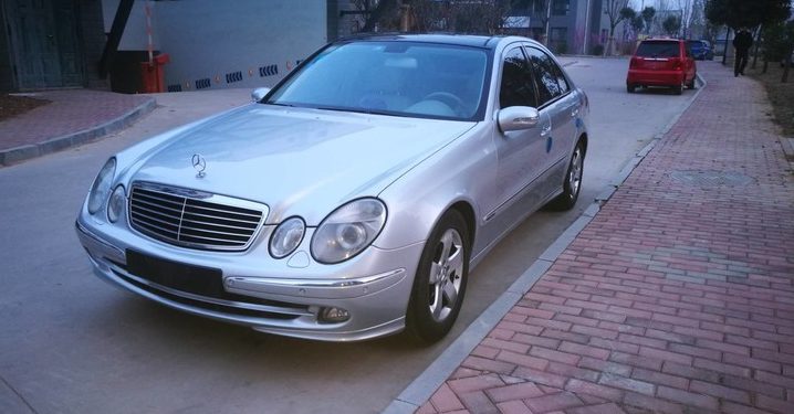 4万块收了台二手车18万公里的奔驰e280表现依旧给力