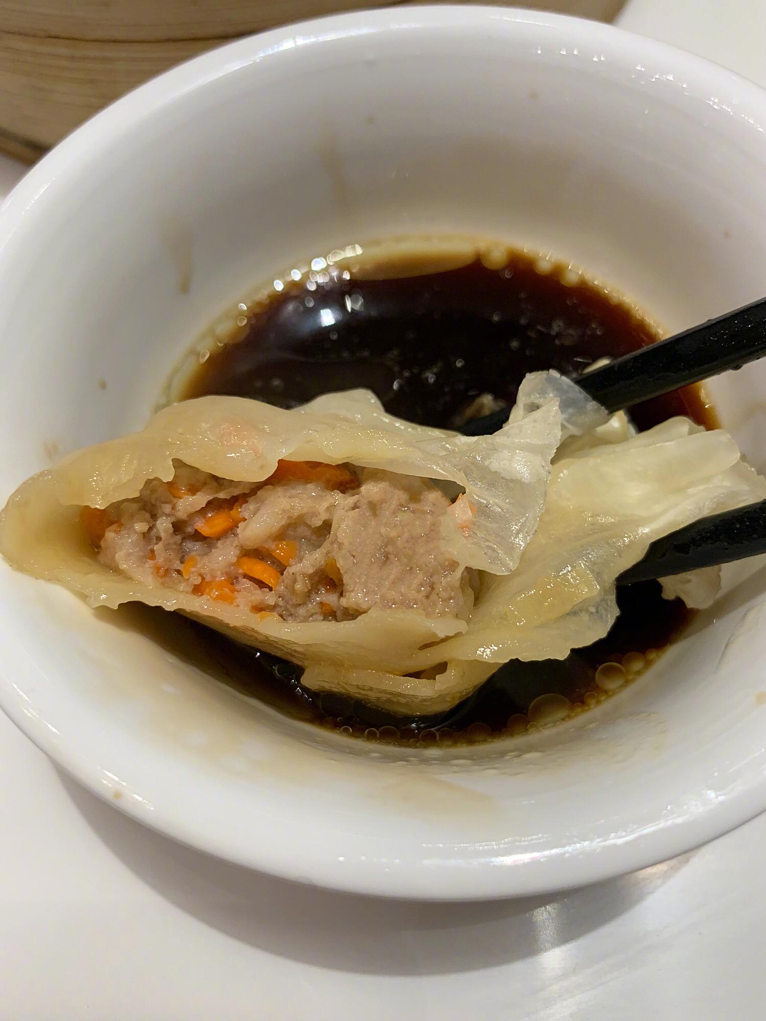 这世上最幸福的事之一就是晚上吃烧麦!