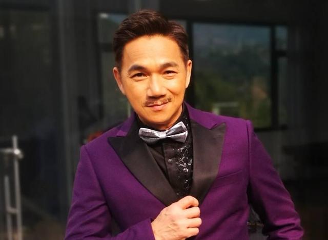 他是陀枪师姐鲍国平娶上海娇妻女儿漂亮如今53岁定居内地