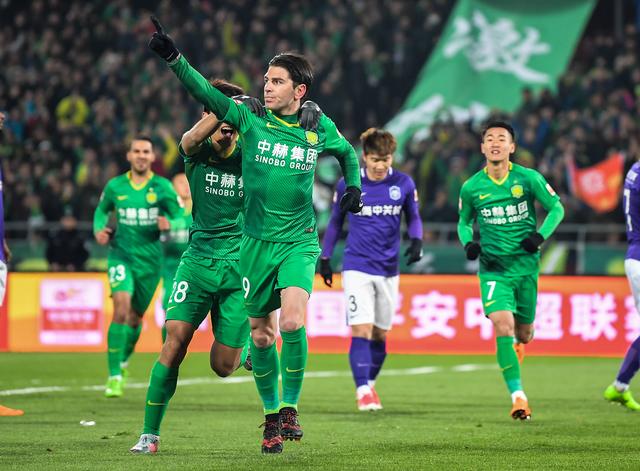 京津大战,国安取得完美开局!索里亚诺两连射洞穿泰达大门!