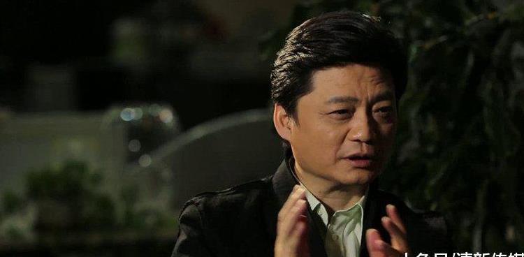 崔永元揭影视业黑幕捅冰山一角, 惊动高层有人