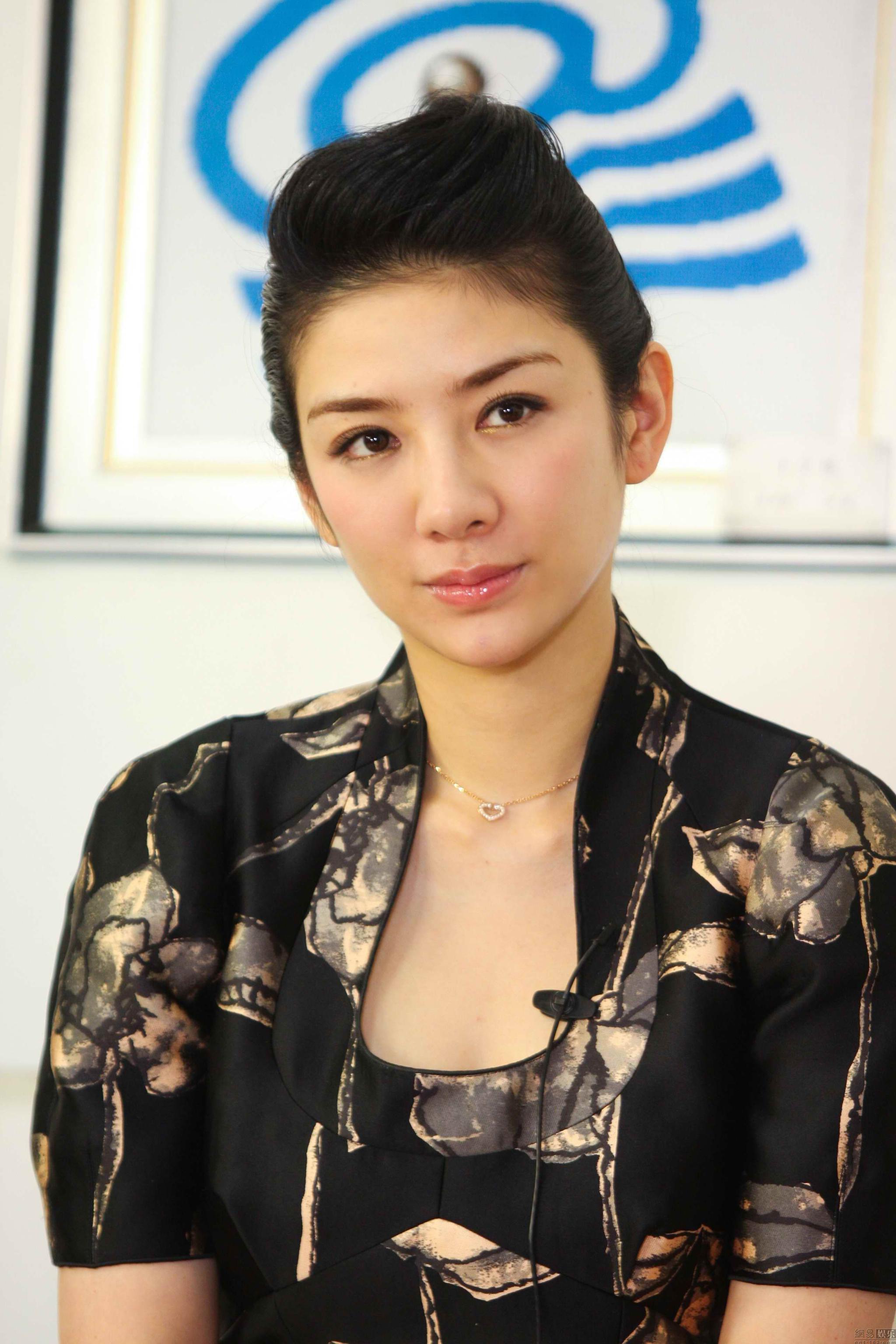 一结婚就不红了的5位女明星,前三位嫁入豪门,图5两次婚姻皆失败