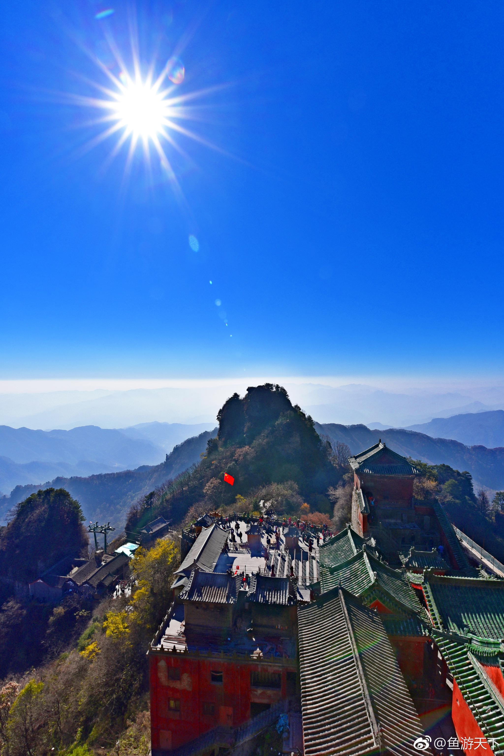 武当山门票怎么买便宜 一家人一块乘火车会便宜吗