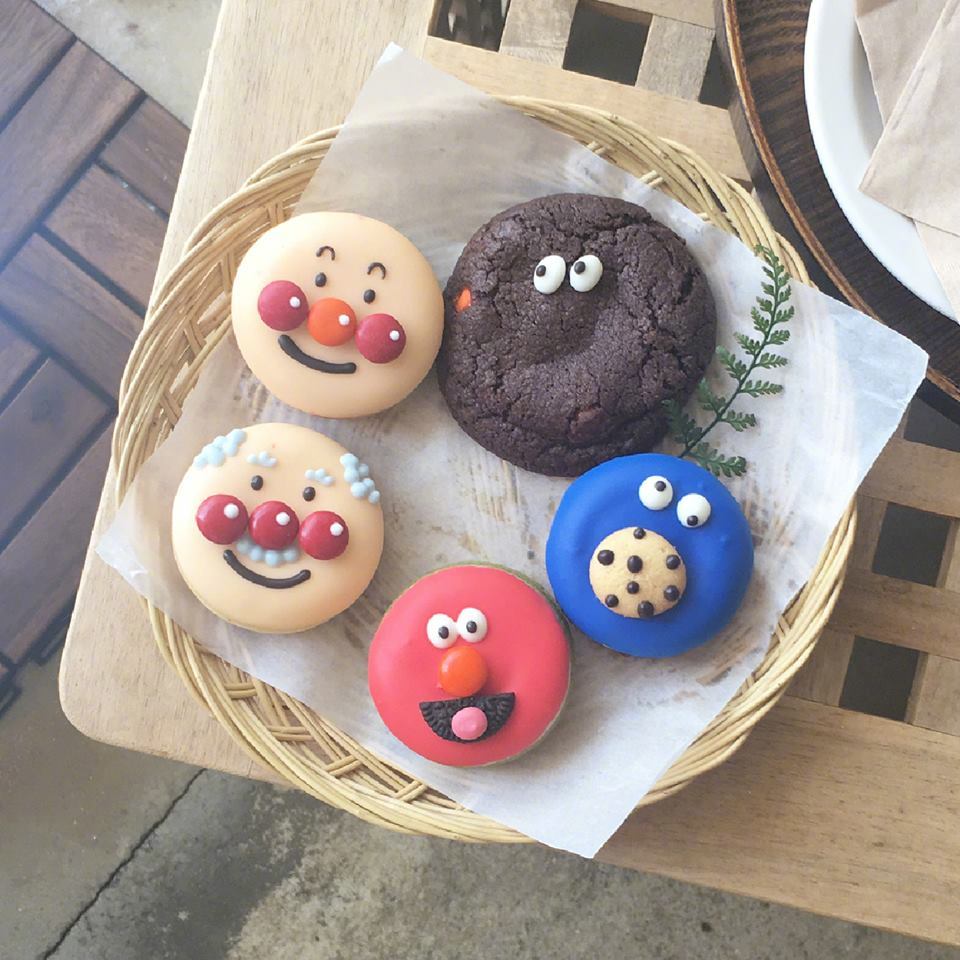 釜山水营区敲可爱的甜甜圈店""