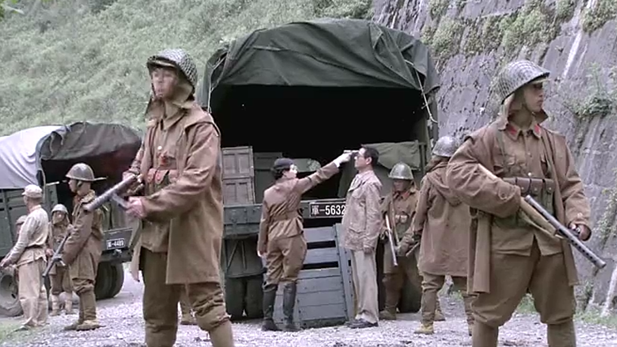 特种兵狙击手训练射击, 没想到拿野鸡当靶子, 难度很大