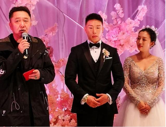 朱云峰|婚礼|德云社_新浪新闻