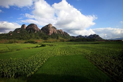 北夷南豸,丹霞双绝