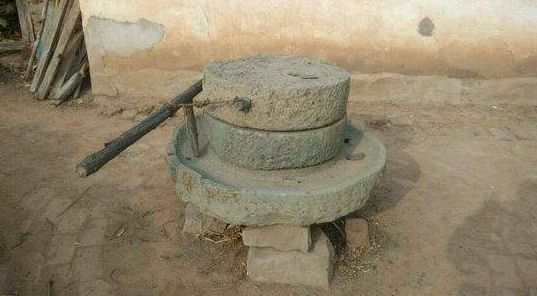 老石臼井轱辘老风磨还有很多老物件,不要用固定的"古董"思维去看待