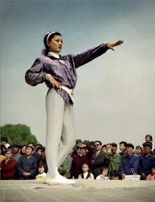 90年代经典照片:图1美女颜值不输范冰冰,图4如今已经消失