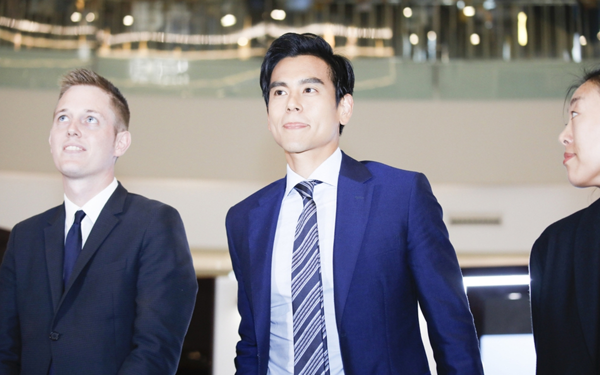 台上霸道总裁范儿,台下卖萌耍宝秒切画风,彭于晏为何这么可爱?