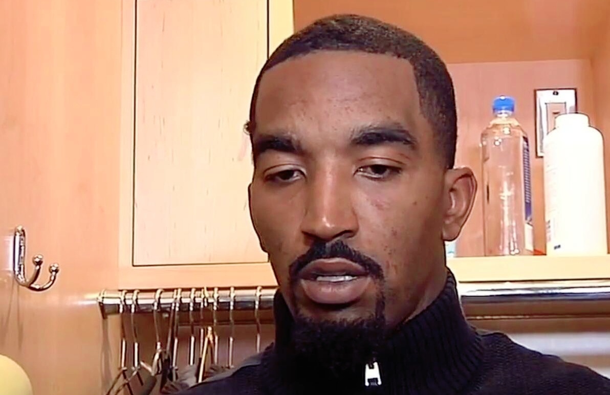 jr史密斯在夜店惹祸上身,詹姆斯苦笑,谁也帮不了他