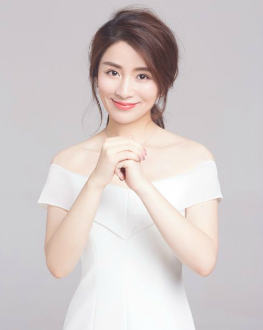 12月9日出生于上海市,毕业于上海戏剧学院表演系本科,中国内地女演员