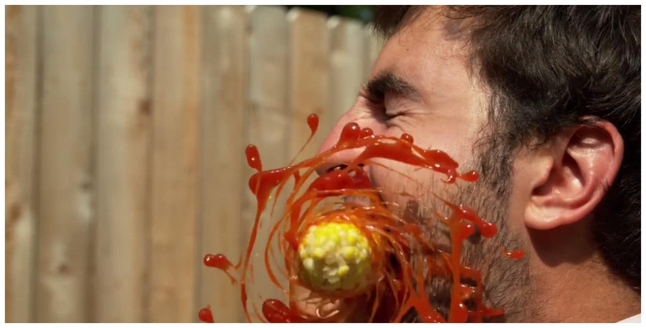 不忍直视, 国外小伙电钻吃玉米, 场面壮观