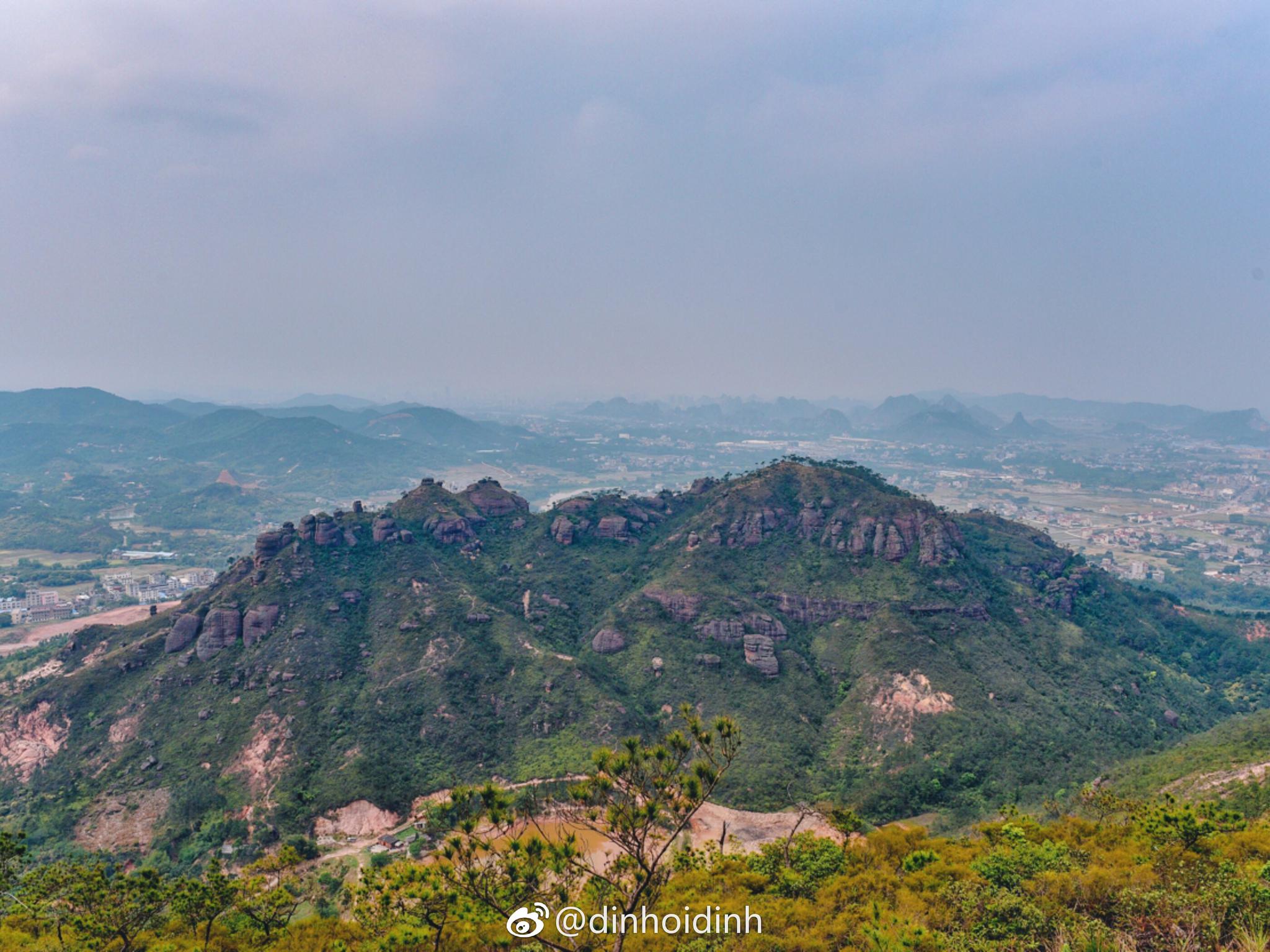 广西铜石岭国际旅游度假区位于北流市民安镇距离北流市区约5公里