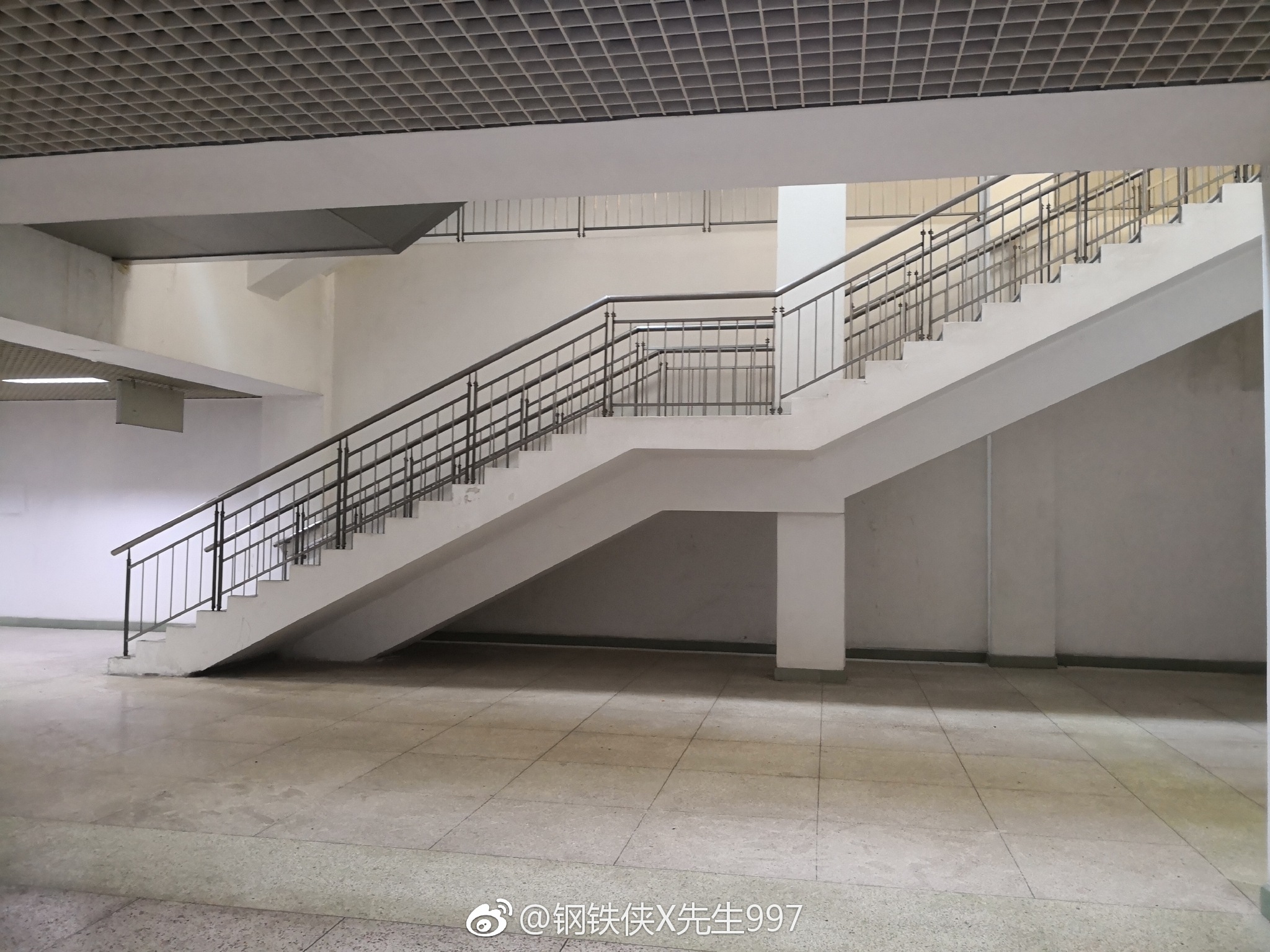 今日去深圳市民中心办事停车,试着从随意一个