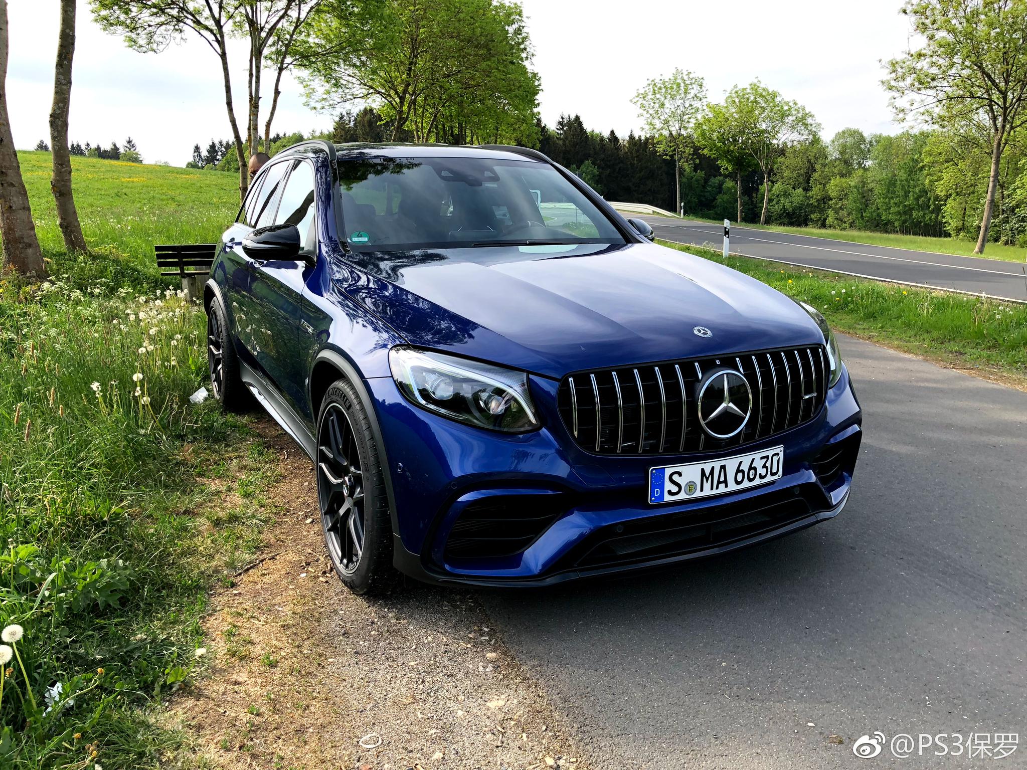 扳猪吃老虎,glc63 amg,510匹,0-100!3.8秒_新浪看点