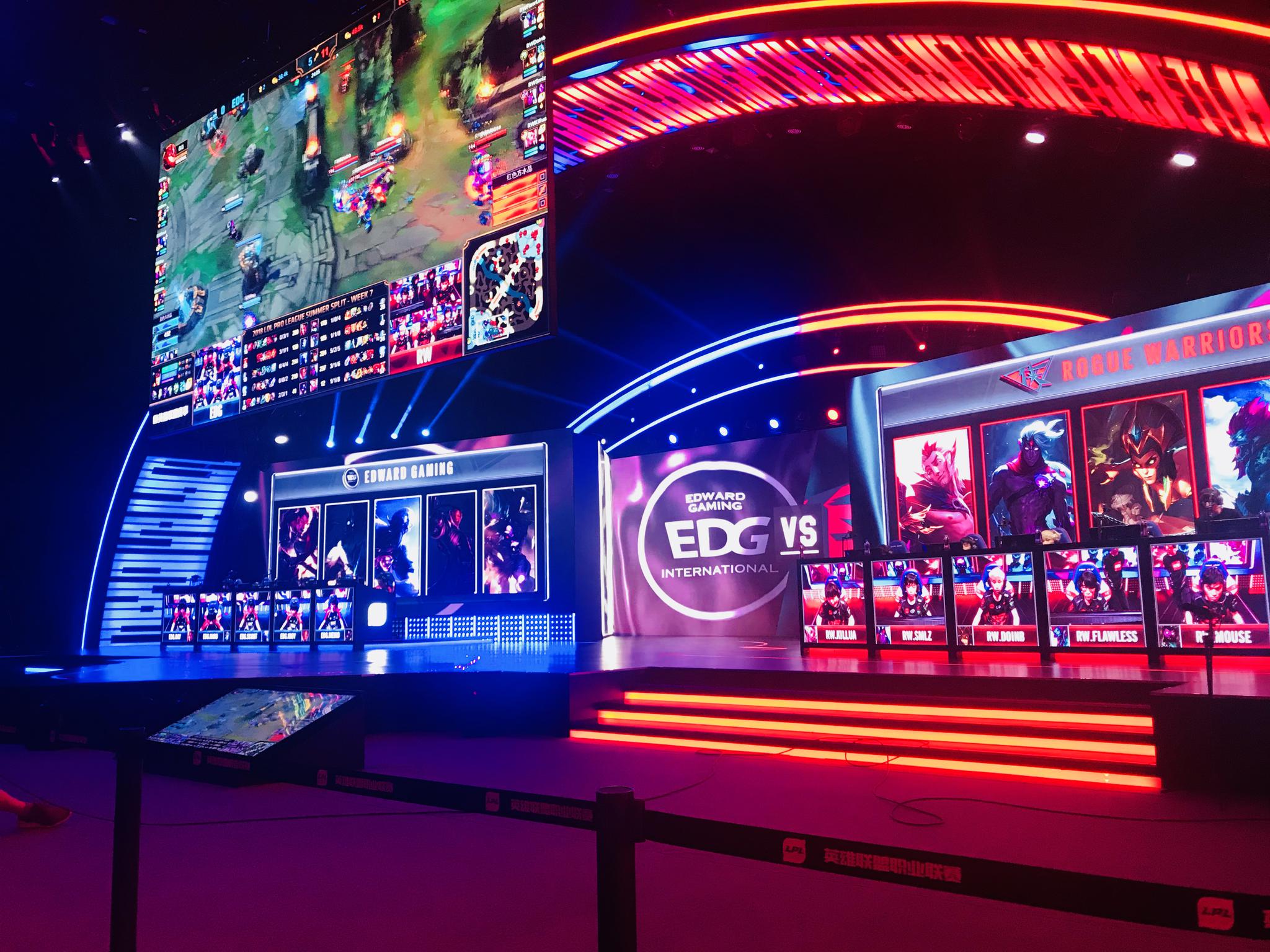 夏季赛第一次来lpl现场发现又是大变样了然后见证了