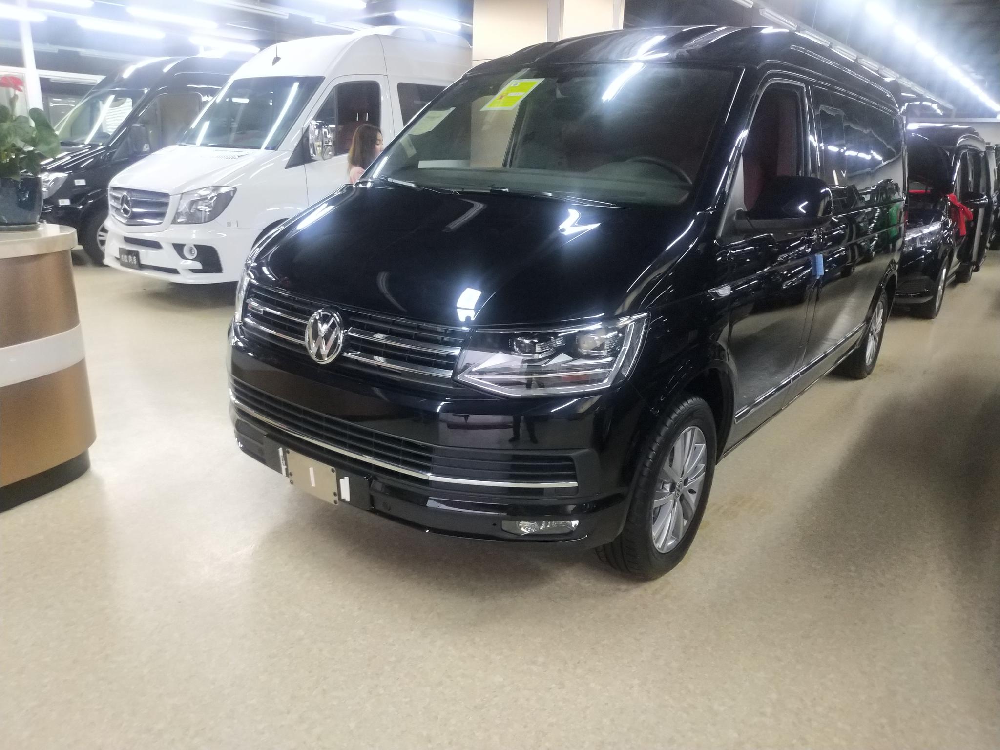 凯路威也属于进口大众7座mpv商用车,但在结构形式上与主流mpv有一点