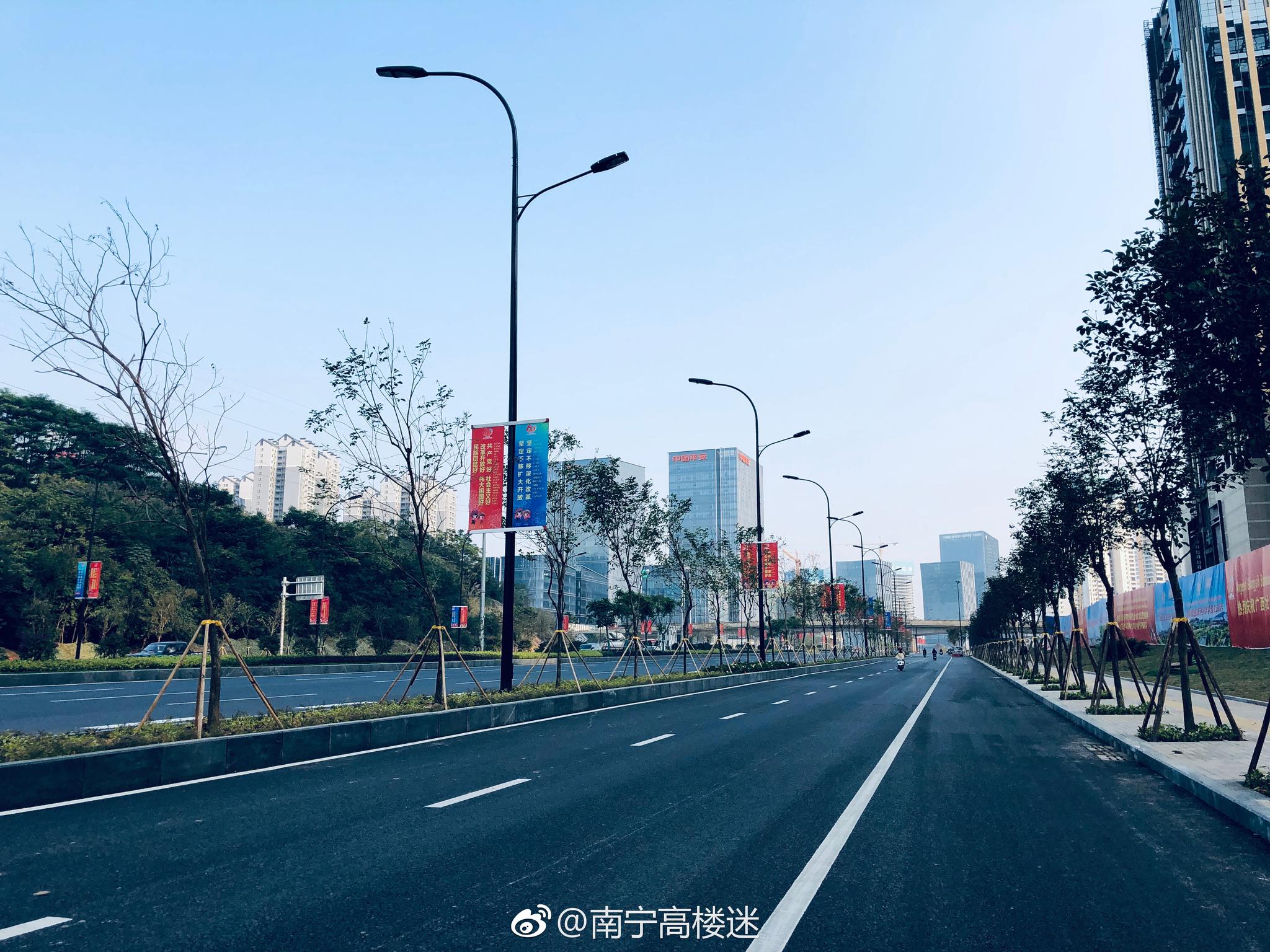 媲美民族大道,修复提升完成后的平乐大道实拍.你觉得怎么样