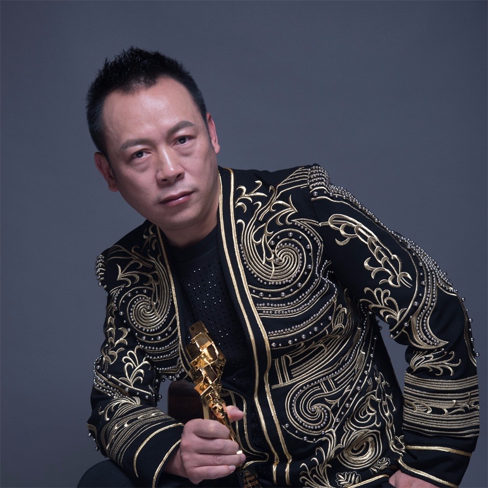 歌手强子首发单曲好兄弟再相聚风雨人生路不变兄弟情