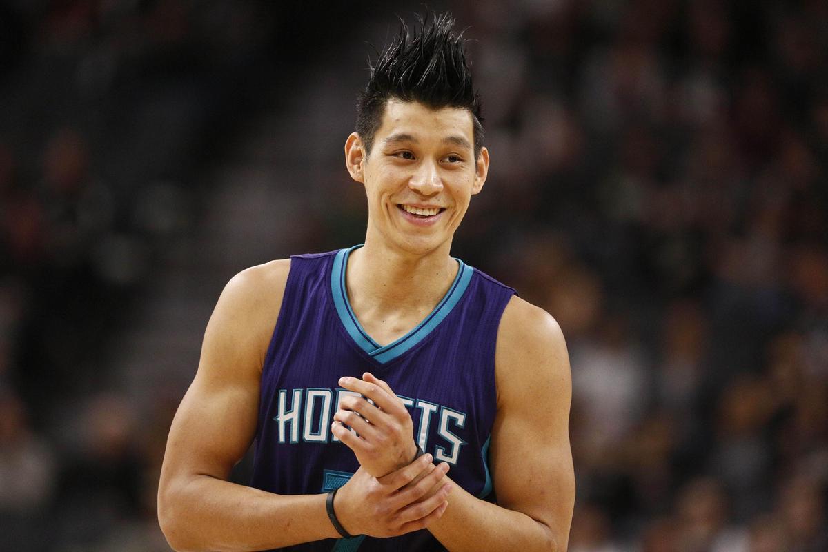 nba酷爱玩游戏的球星,林书豪曾组建战队,一人用游戏角色纹身