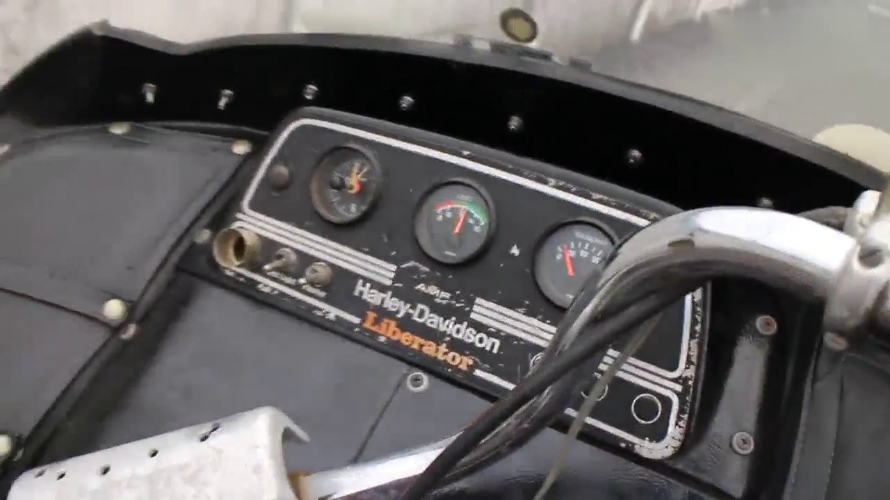 男人的最爱 425匹马力的V8发动机哈雷摩托车