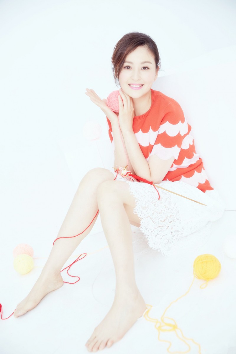 她16岁出道一剧成名,曾让吴奇隆也为她倾心,如今却沦为无人识