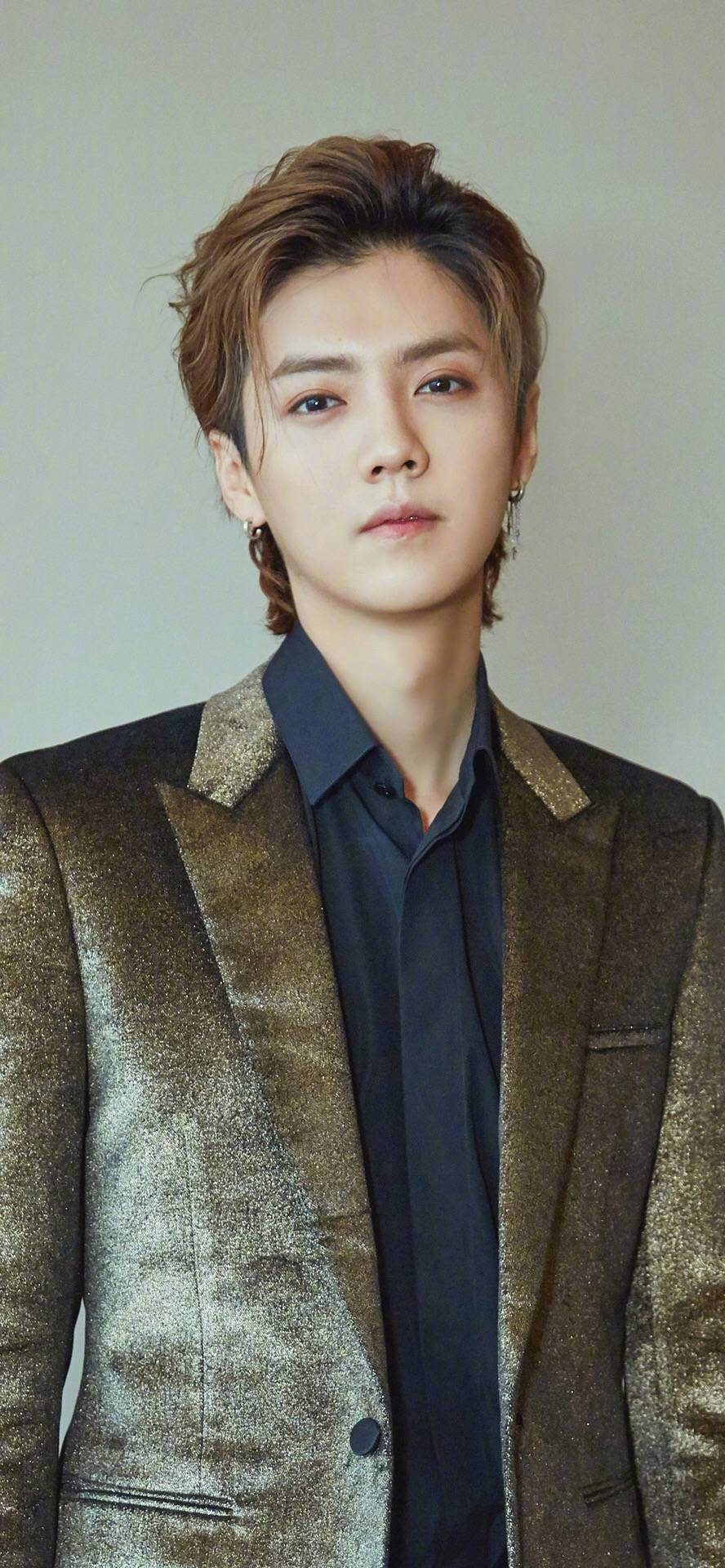 西装版的鹿晗 真好看呀