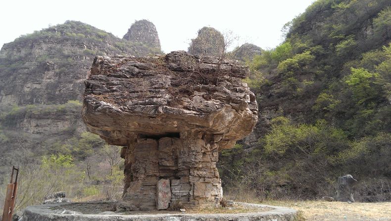 有个小桂林,玻璃栈道引来游客阵阵尖叫|十渡|仙峰谷|尖叫_新浪新闻