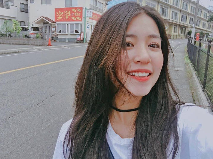 长相甜美的越南女孩,全身散发着越南人特有的魅力气质