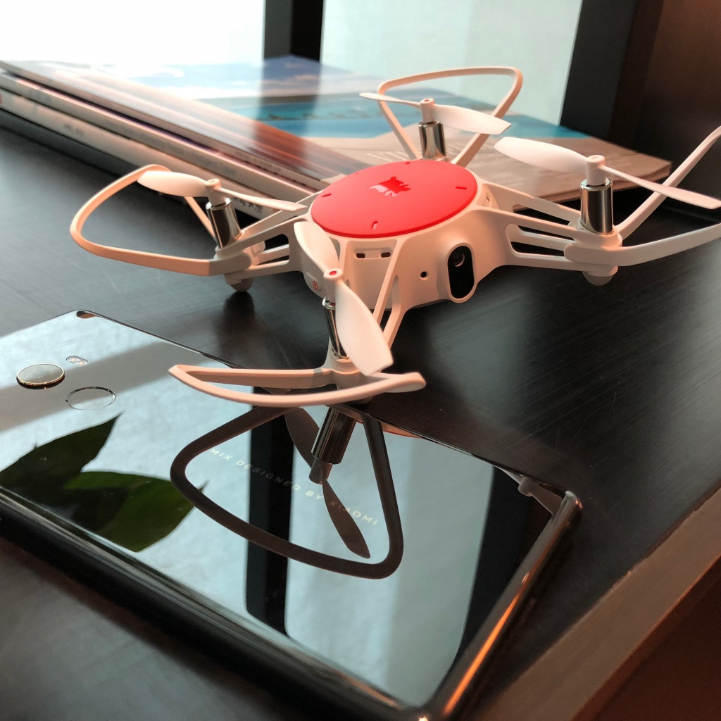 小米掌上无人机米兔遥控小飞机开箱