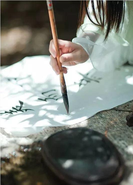 古人为什么竖着从右向左写字?真相原来如此