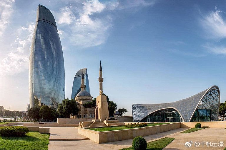巴库(baku)是阿塞拜疆共和国首都,里海一个大港口