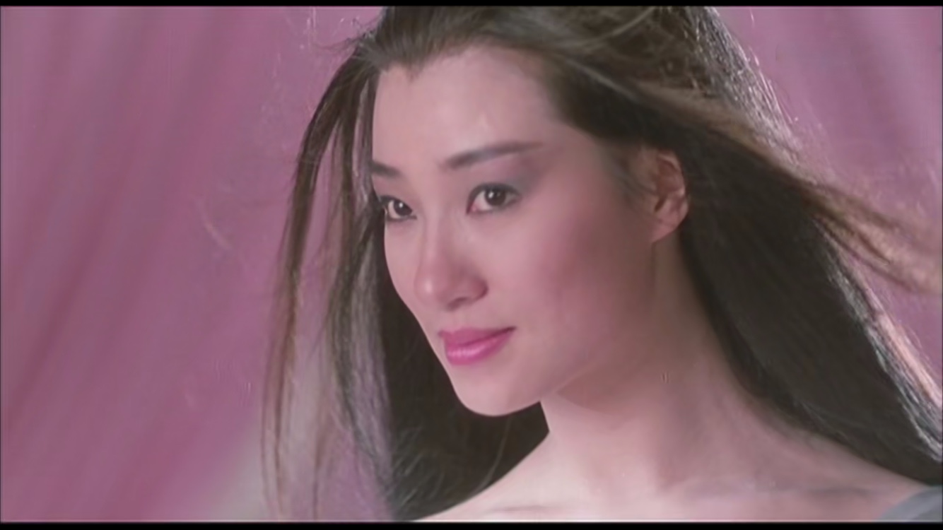 王小凤的美大气妖娆羞涩中带着刚烈，喜欢她吗？