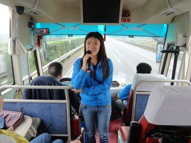 大巴司机说出了实情|导游|实情|大巴车_新浪网
