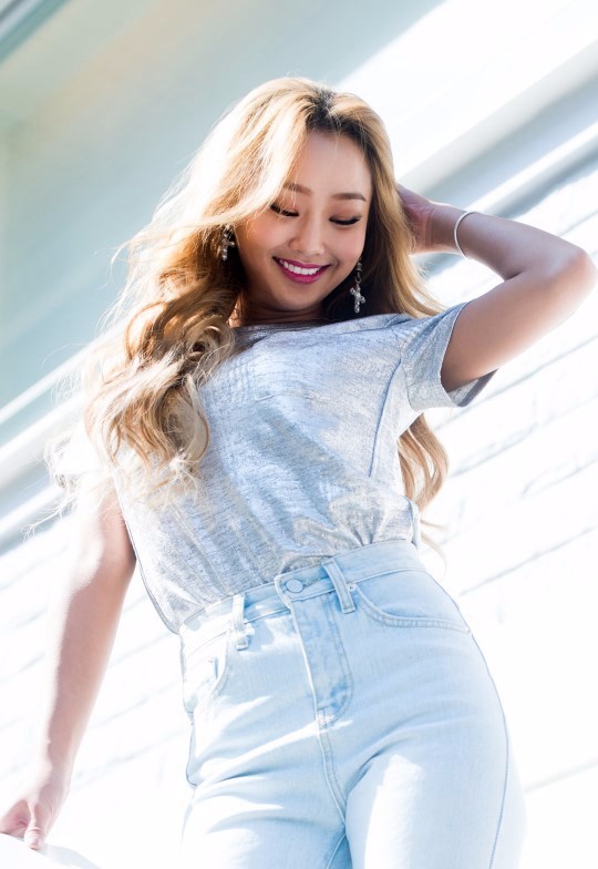 韩当今最强唱功女爱豆之一金孝琳