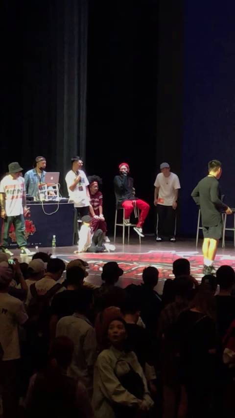 绝地求生 小朋友雷米撩妹后续,可爱的男孩子+