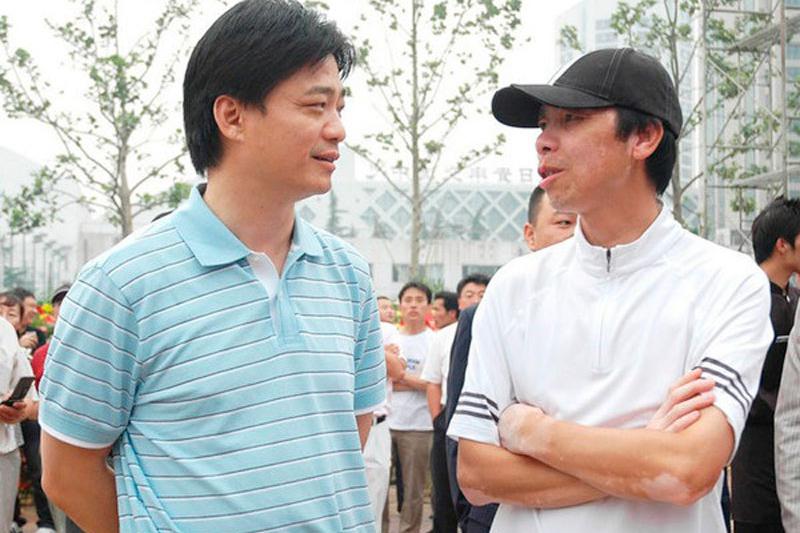 崔永元怒骂冯小刚渣子,14年前《手机》之恨